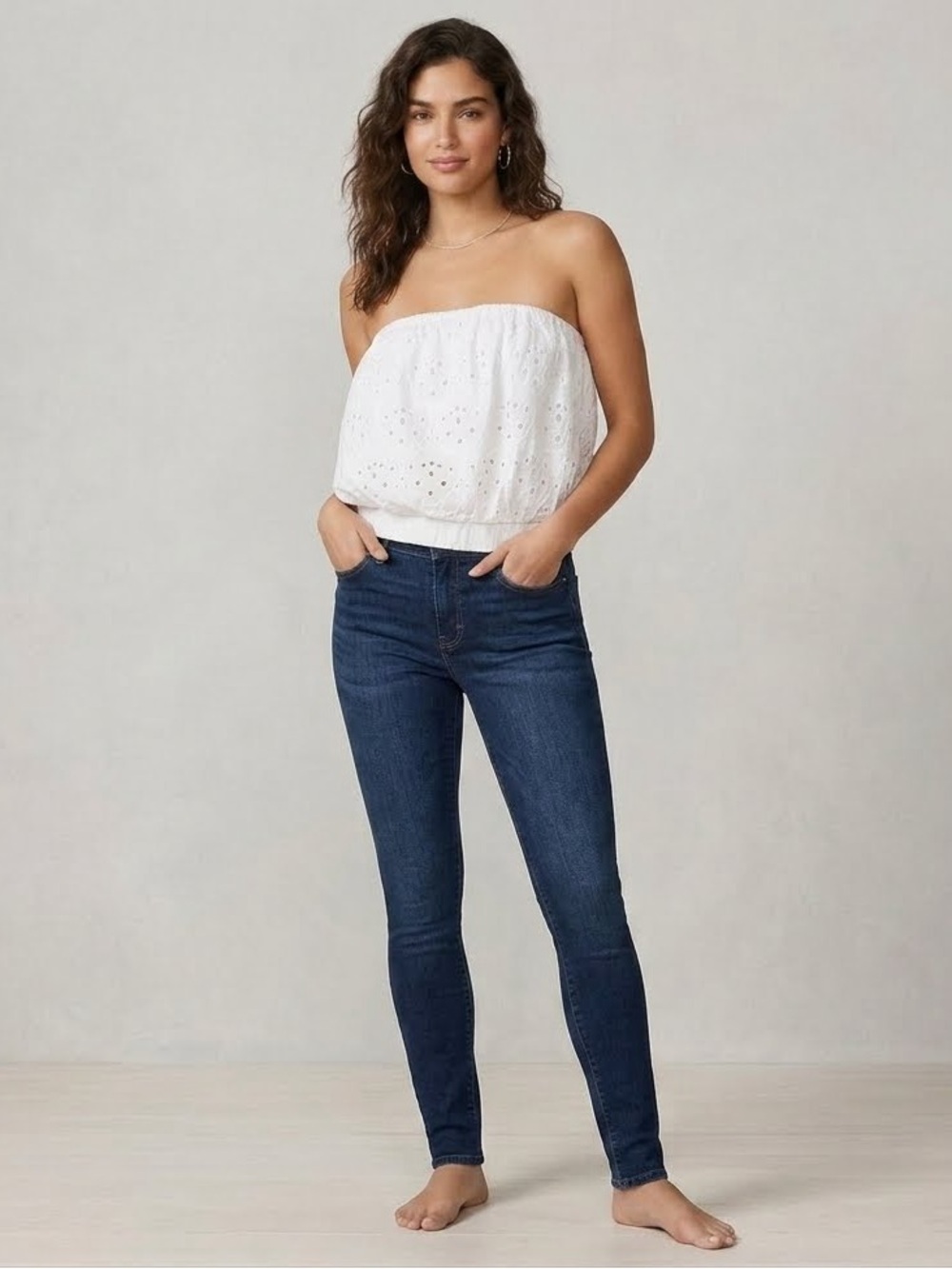 NWT Express White Eyelet Strapless Bubble Crop Top